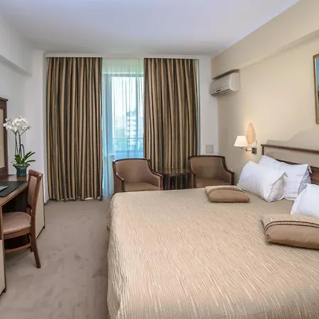 Hotel Saturn Hotel 5*
