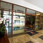 酒店 萨图恩酒店 5*