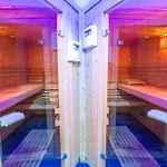 Hotel Hotel Saturn 5*