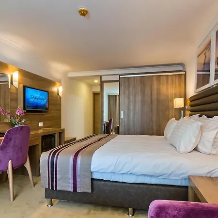 Hotel Saturn 호텔 5*