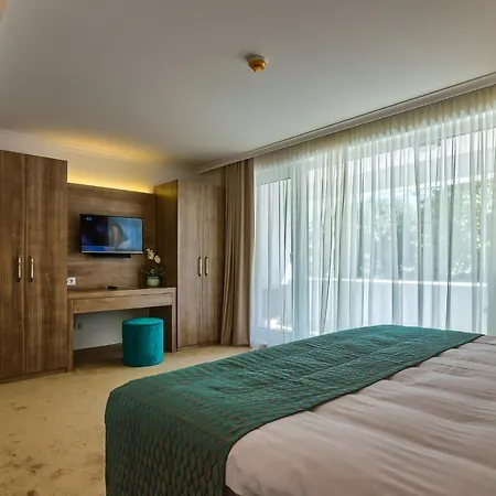 Hotel Saturn 호텔