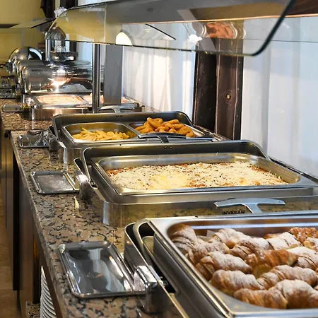 Hotel Saturn Szálloda