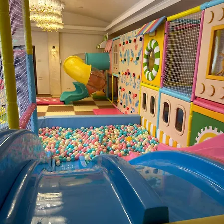 Hotel Saturn 호텔 새턴