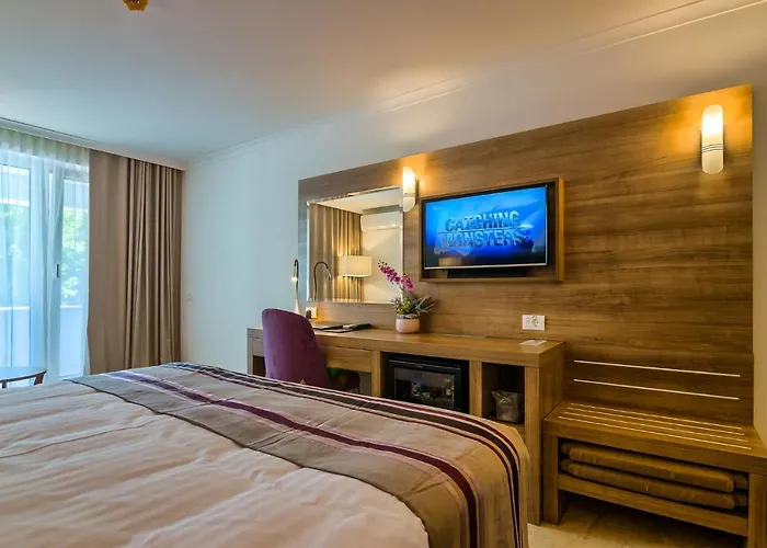 Hotel Saturn Szálloda