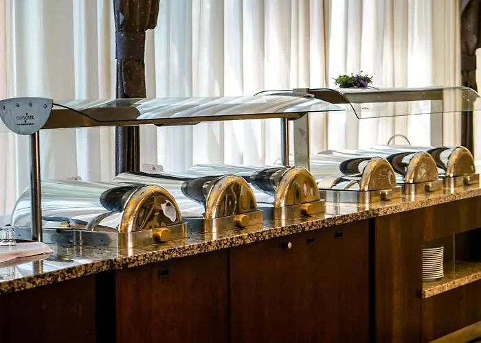 Hotel Saturn Szálloda