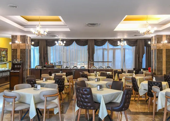 Hotel Saturn Szálloda