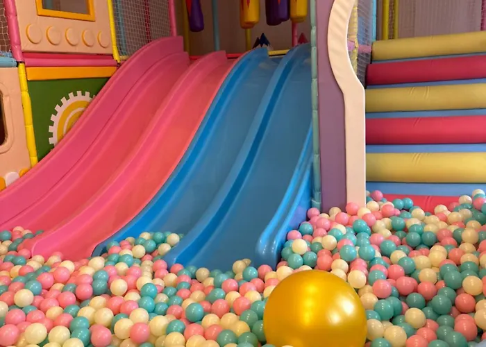 Szálloda Hotel Saturn Saturn