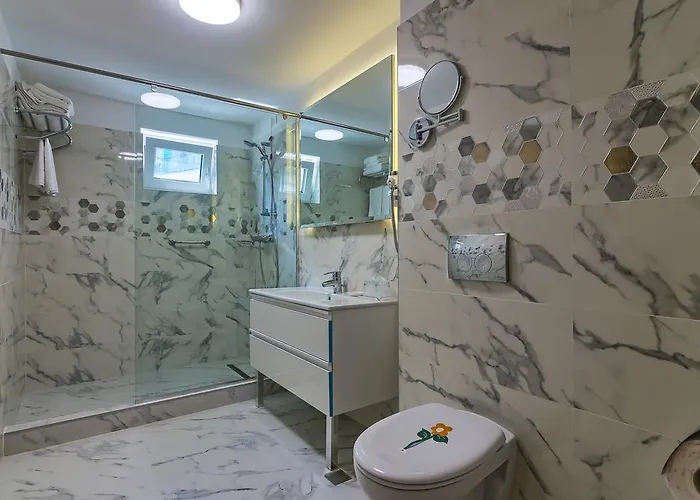 Szálloda Hotel Saturn 5*